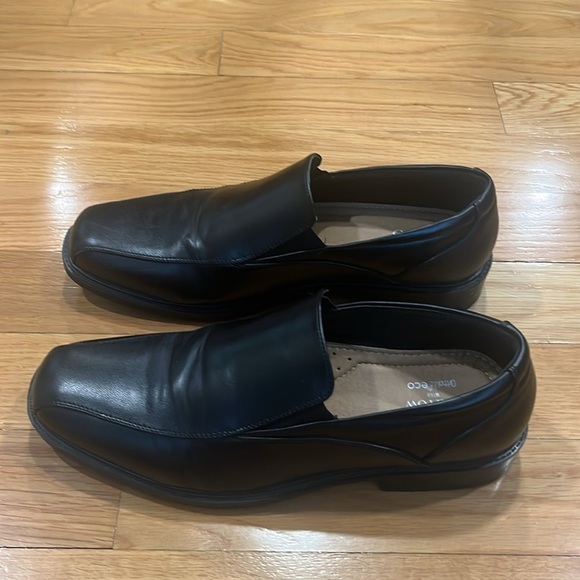 Croft& Barrow men’s ortholite eco black slip on dress shoes size 10.5 wide . main image 7
